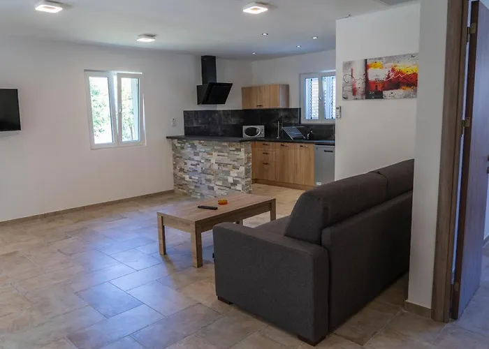 Ferienhaus A Suara *